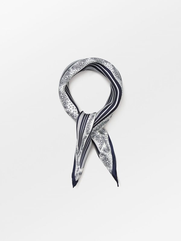 Billie Sia Scarf