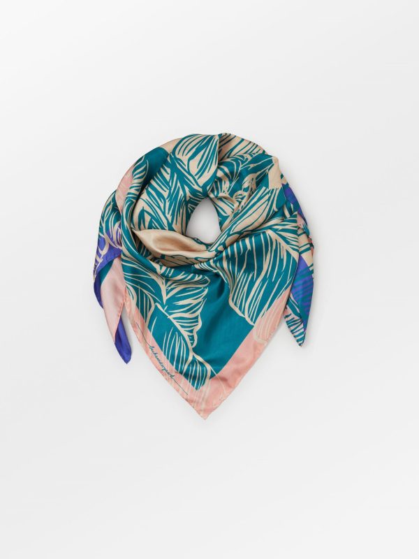 Gladys Sia Scarf