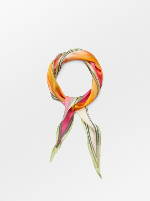 Heliodor Diamond Scarf