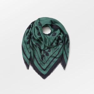 Vilja Siw Scarf